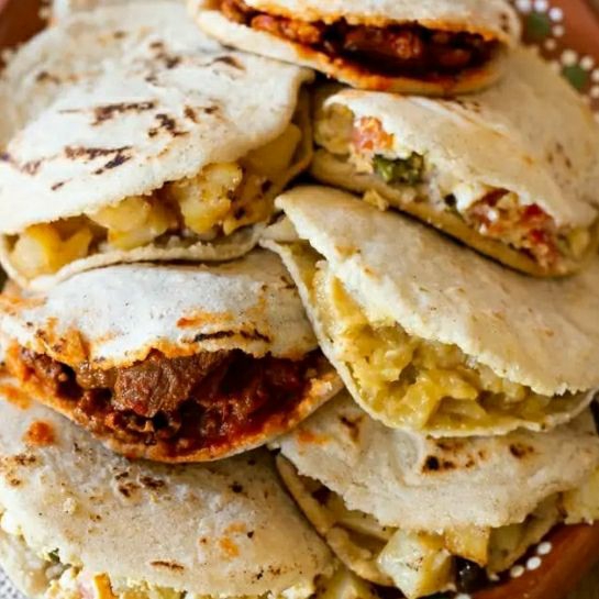 COMBO 7 GORDITAS+ REFRESCO