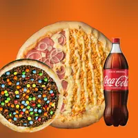 Combo Família Italiano – Completo e Irresistível! Imagine um banquete italiano autêntico no conforto da sua casa. Com este combo, você transforma a refeição em um momento especial! O que vem: Pizza Família 35cm – 9 fatias generosas, com crosta dourada e recheios irresistíveis à sua escolha. Brotão Doce 25cm – Finalize com um toque doce: crocante por fora, cremoso por dentro. Refrigerante 1,5l – Refrescância para completar a experiência. Se comprados separadamente, custariam muito mais… Mas neste combo exclusivo, você aproveita tudo isso por um valor especial! Ideal para 3 a 4 pessoas – ma