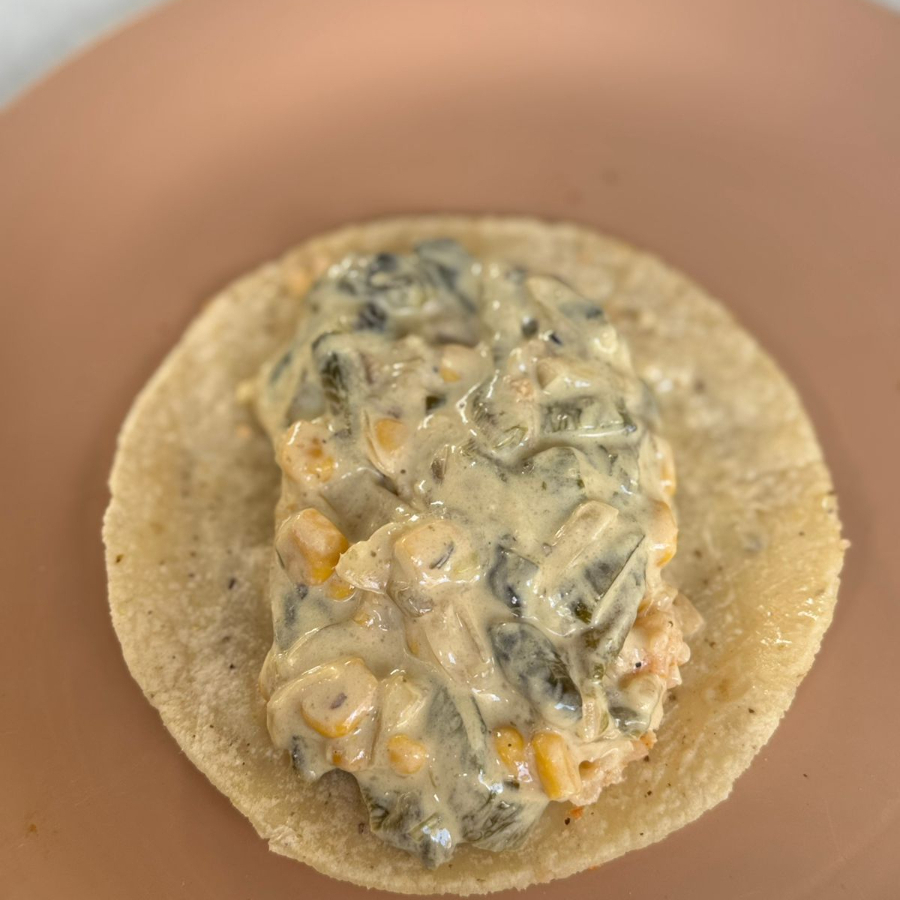 Taco De Rajas Con Crema