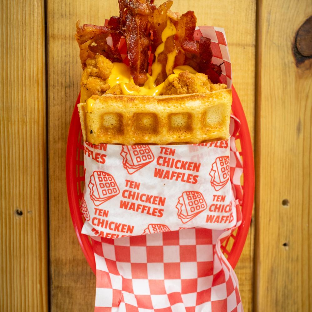 Chicken Waffle Doble