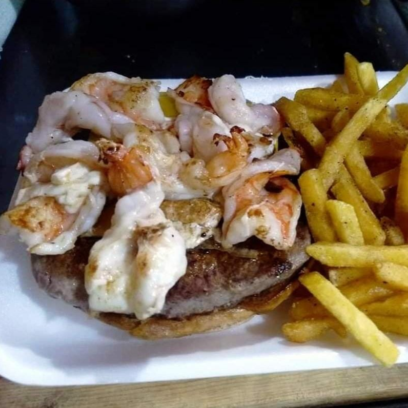 Hamburguesa de Mar y Tierra
