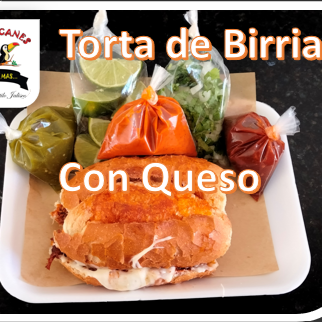 1 Torta de Birria con Queso