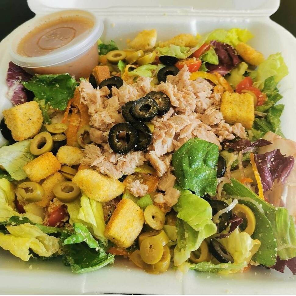 Ensalada Mediterránea con Atún