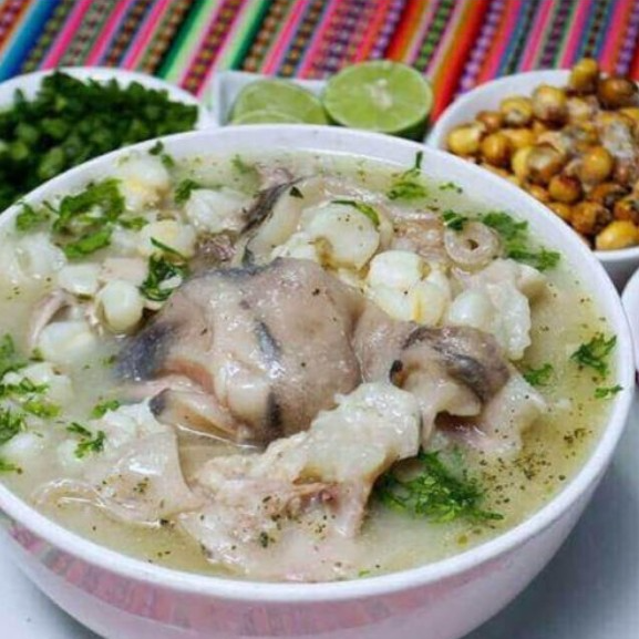 Caldo de Mote con Presa