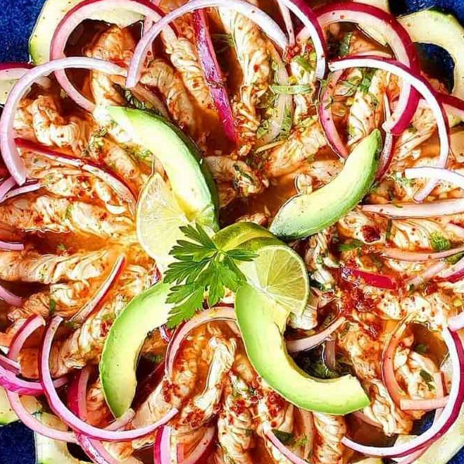 Orden de aguachile rojo (aprox medio litro)