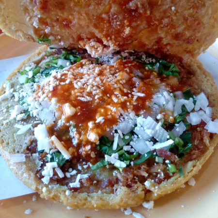Gordita de Chicharrón