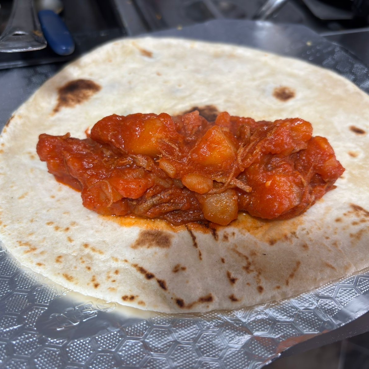 Burrito Desebrada en Rojo