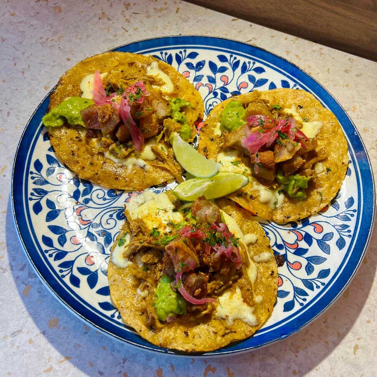 Tacos de Chicharrón X3.