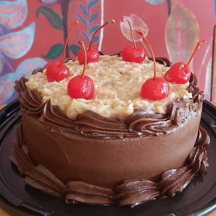 Pastel Chocolate Alemán (4 Rebanadas 6 Pulgadas)