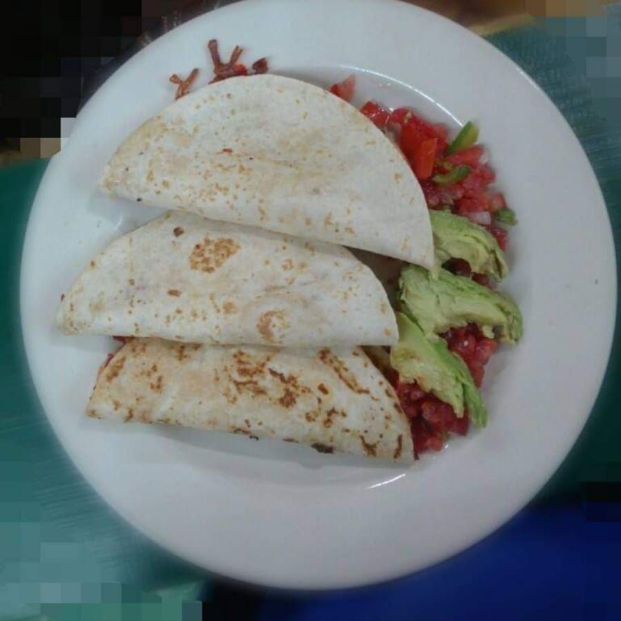 Orden Quesadillas Combinadas 3 Piezas