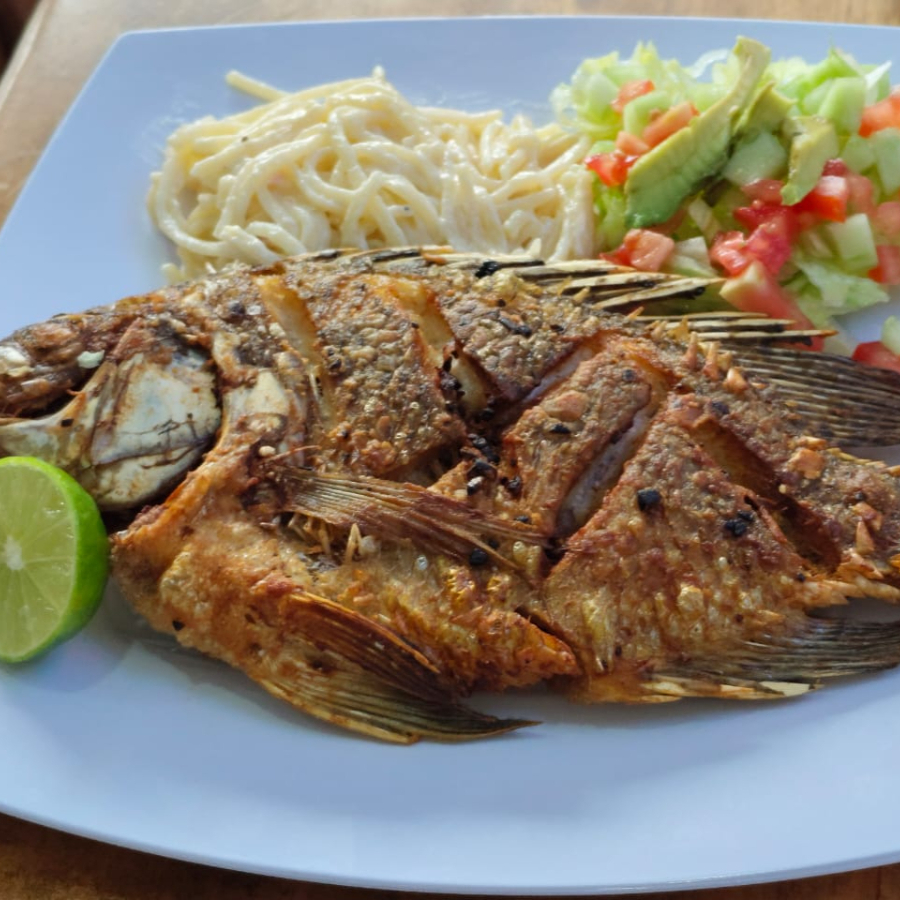 MOJARRA FRITA AL MOJO DE AJO