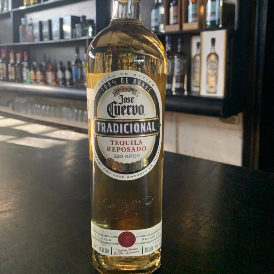 TRADICIONAL REPOSADO 950 ML.