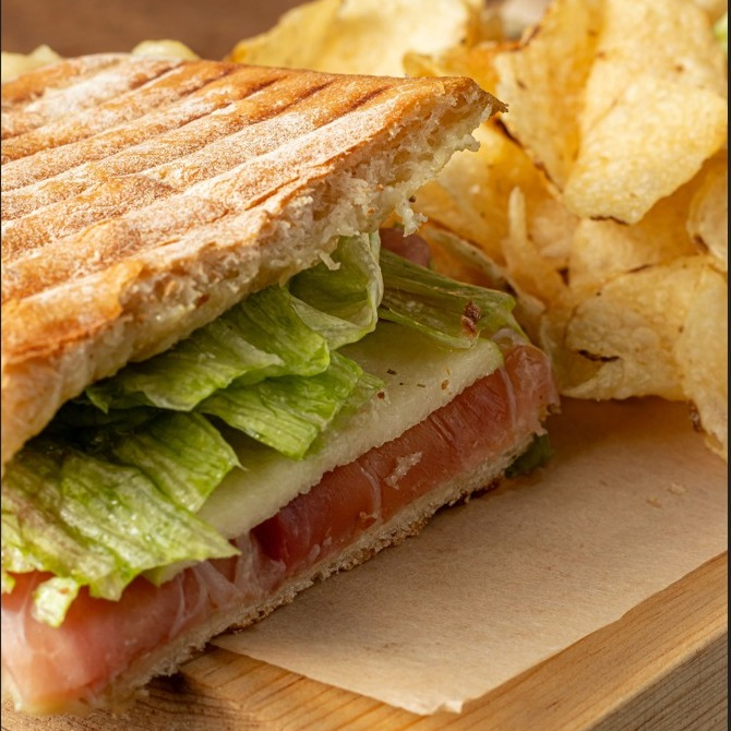 CIABATTA DE JAMON SERRANO