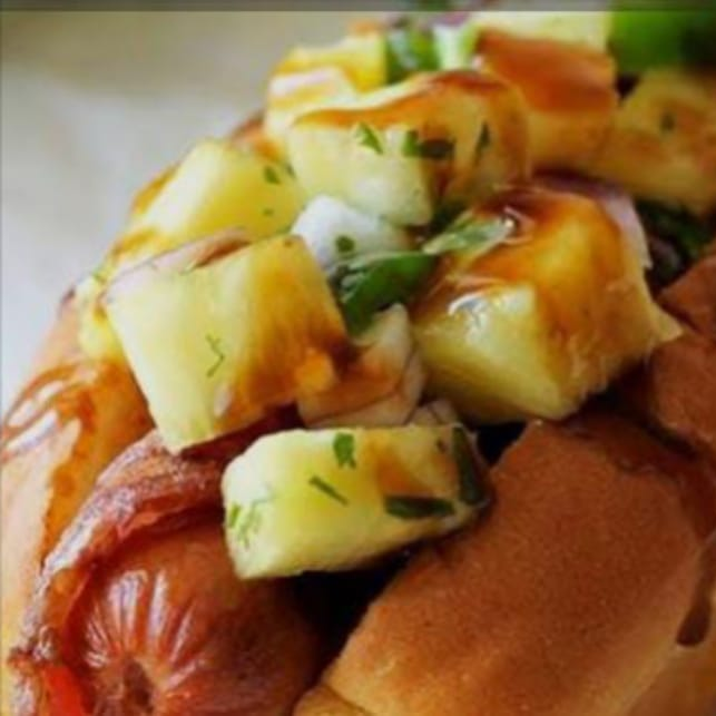 Hot Dog Hawaiano