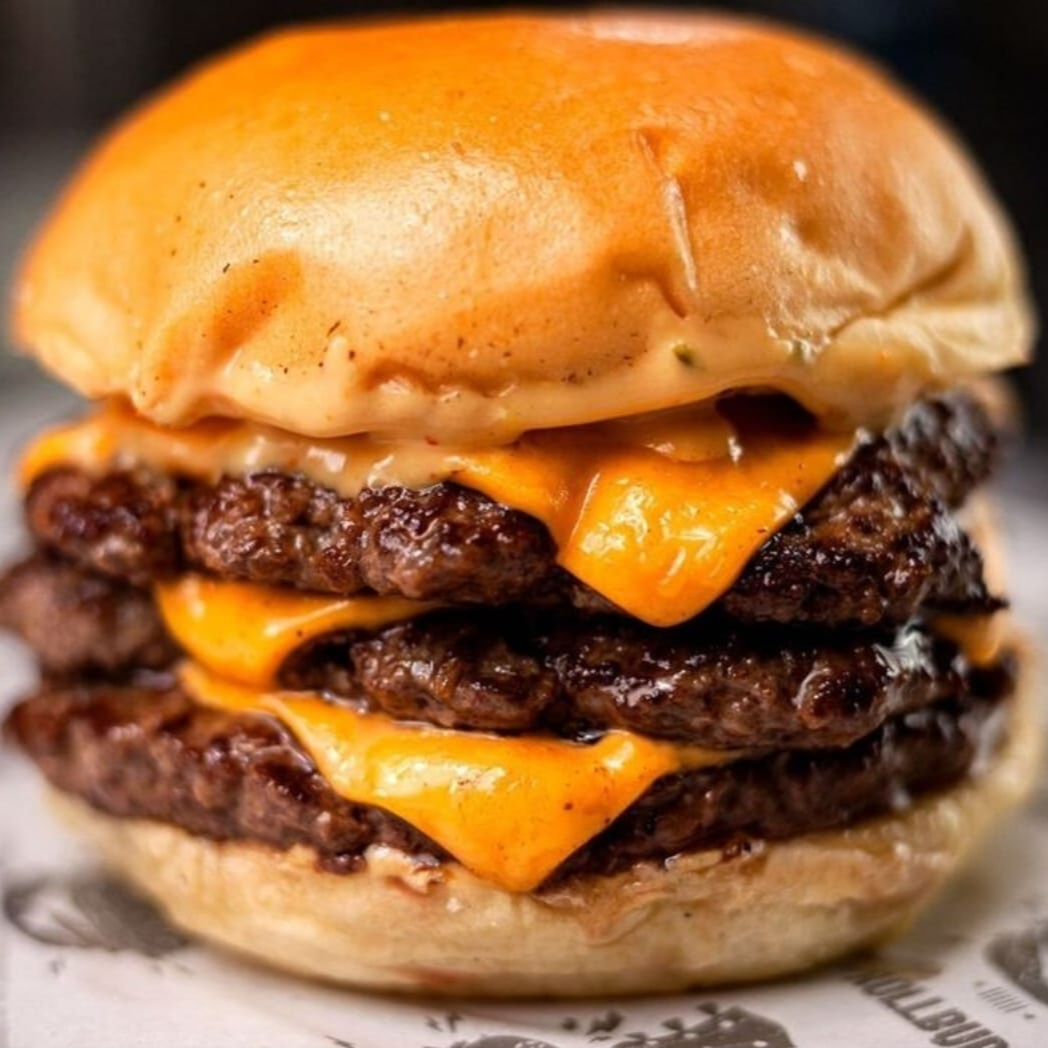 Combo Triple Cheeseburguer