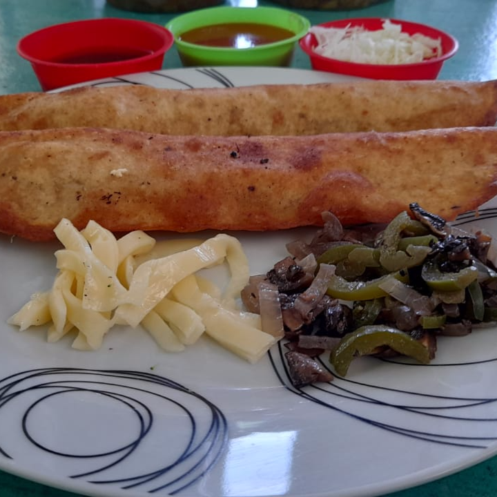 Empanadota de Champiñón con Queso