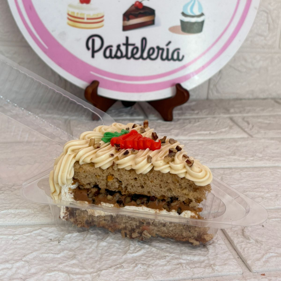 REBANADA DE PASTEL DE ZANAHORIA