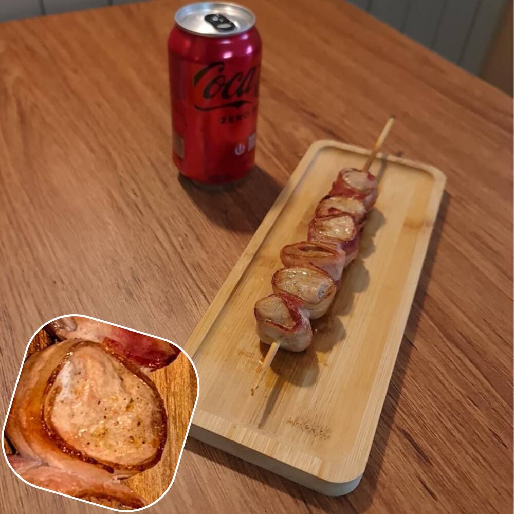 Espeto de lombo suíno e bacon, sem mandioca.