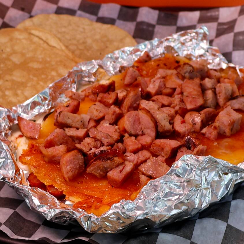 Papas Norteñas 5 Quesos Chorizo Argentino
