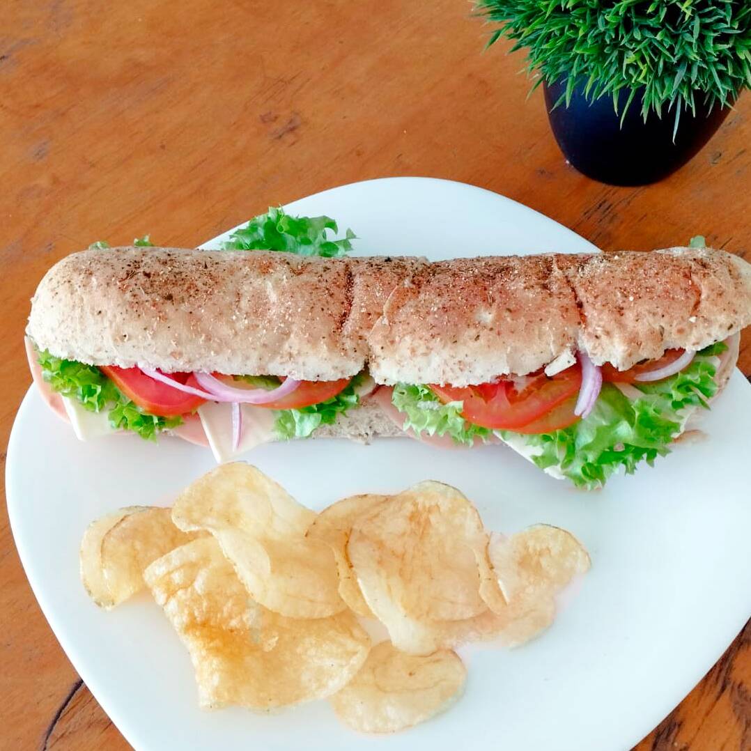 Baguette Carnes Frías