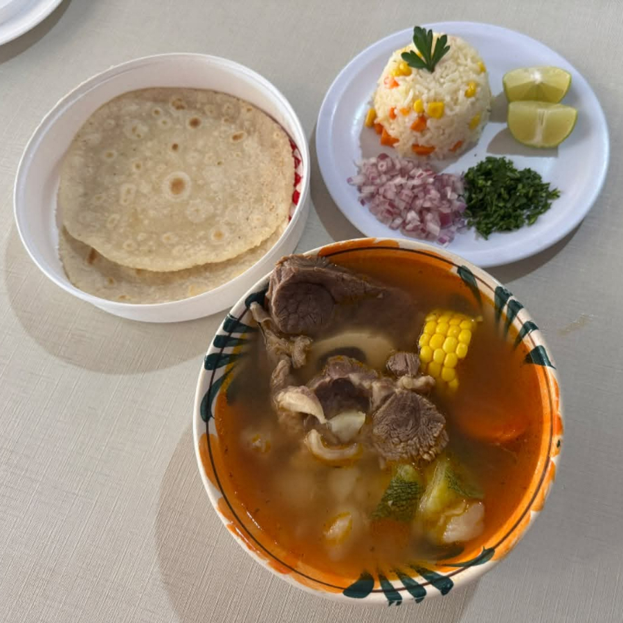 Caldo de Res