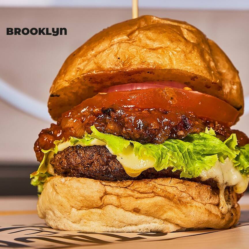 BROOKLYN BURGER🏆 (Incluye Papas)