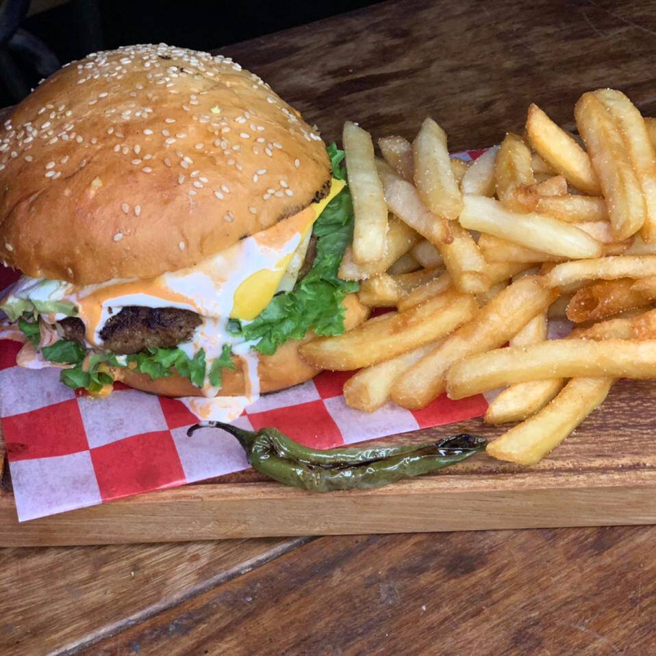 Hamburguesa ZANKAS con Papas