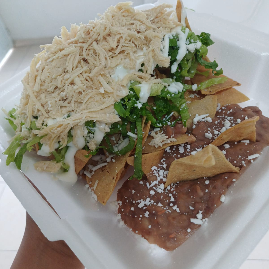 CHILAQUILAZOS TRADICIONALES DE POLLO 3 X 2