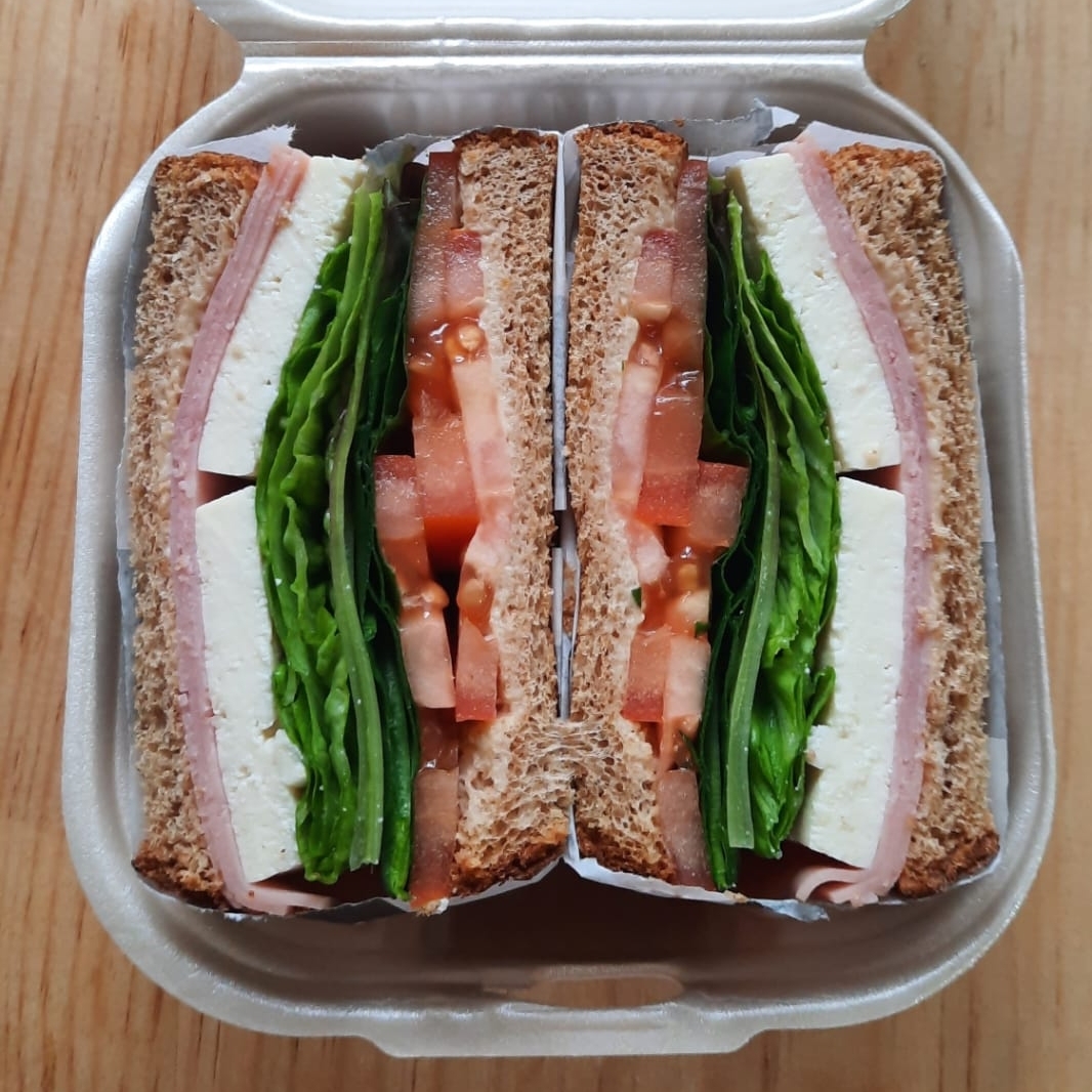 Sándwich Clásico