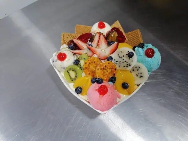 FRUTERIA Y HELADERIA ARANDANOS II