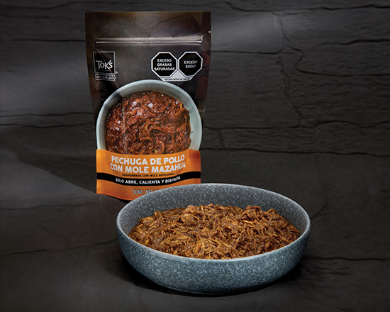 Pollo con Mole Artesanal
