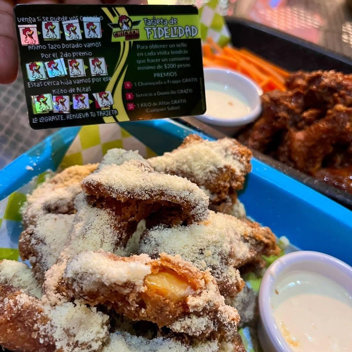10 piezas de  Alitas Parmesano