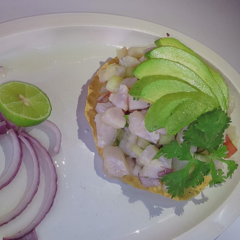 Tostada de Ceviche de Pescado