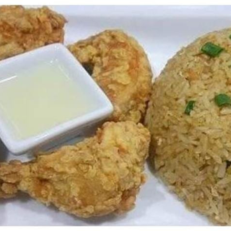 Chaufa con Alitas y refresco