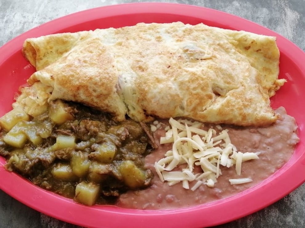 Huevo Omelette con Queso