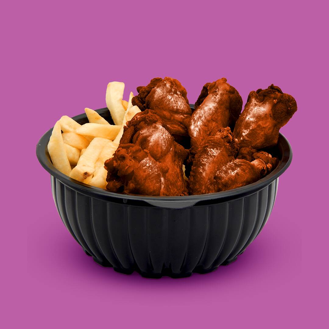 Alitas con Papas Fritas