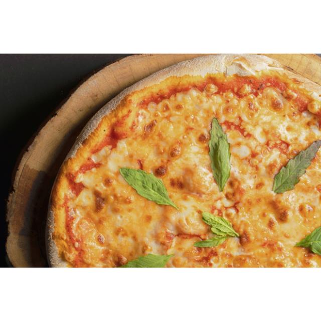 PIZZA MARGHERITA GRANDE.