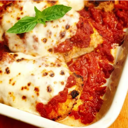 Marmita Deliciosa! Coxa Sobrecoxa Desossada a Parmegiana + 5 Acompanhamentos à Sua Escolha.