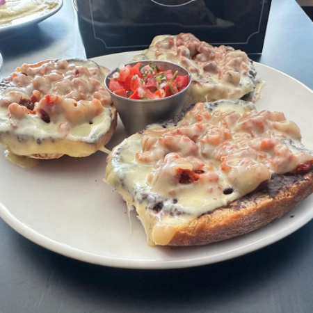 MOLLETES