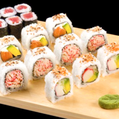18 bocados Mixfrio + 2 niguiris de Salmon +Juguito