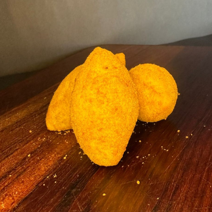 10 Unidades de bolinho de carne. Peso unitário de 37 Gramas.