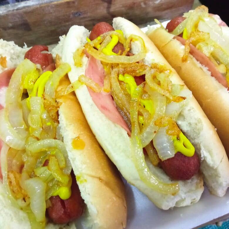 3 hotdogs especiales