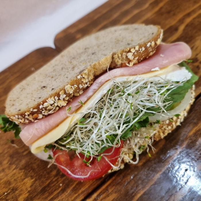 Sandwich Clásico