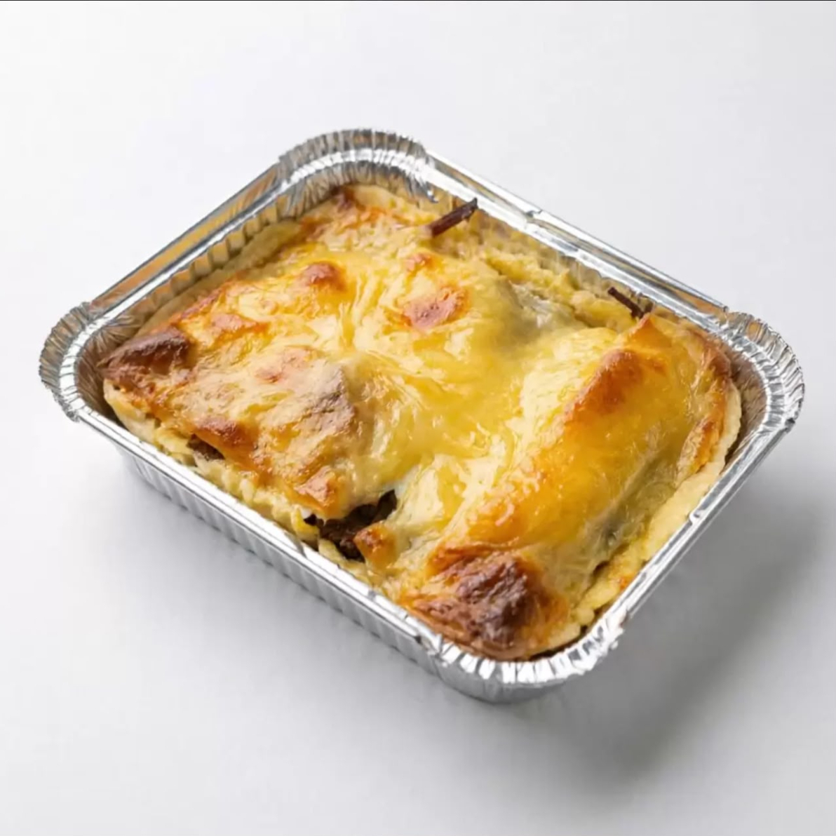 massa de empada com recheio de creme de costela com requeijão, gratinado com queijo musarela. 200g