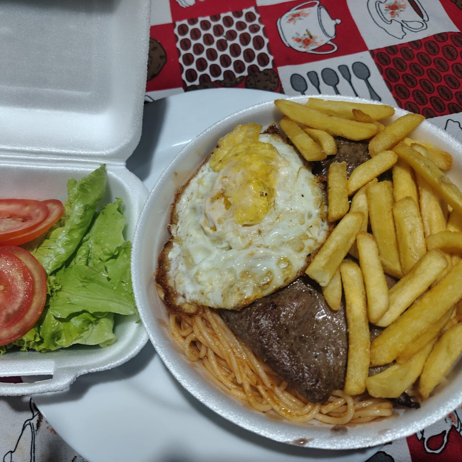 feijão preto arroz macarrão espaguete farofa batata frita bife a cavalo