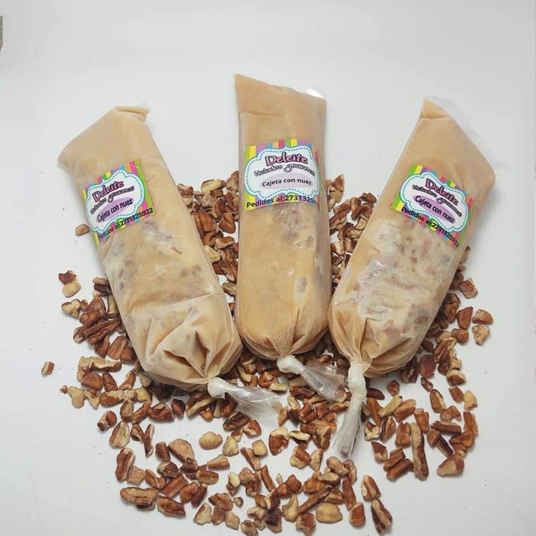 Cubito de Cajeta con Nuez