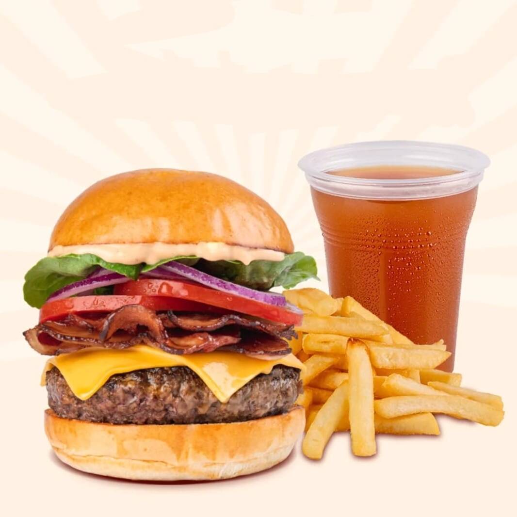 Hamburguesa de Res + Papas + Tea helado