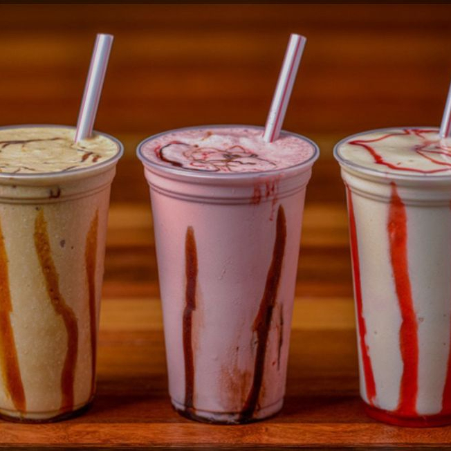 Milk shake cremoso, preparado com sorvete de alta qualidade, batido na medida certa para ficar super refrescante. Uma explosão de sabor em cada gole!