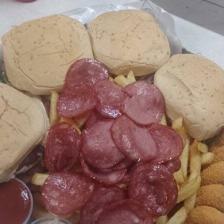 4 X TUDO COM BATATA CALABRESA E NUGGETS + GUARANA 2L