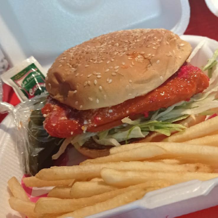 Tasty Pollo Búfalo